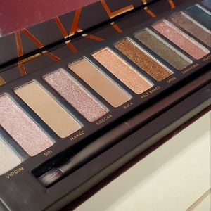 Urban Decay Naked Eye Shadow Pallet